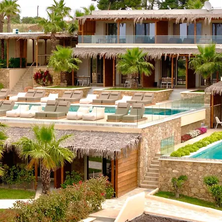 Hotel Sanimar By Mono Alex