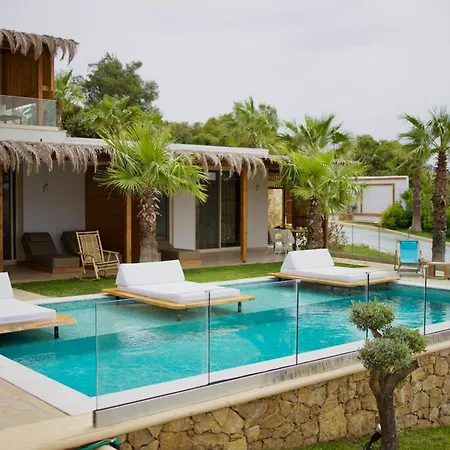 Hotel Sanimar By Mono Alex