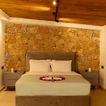 Hotel Sanimar By Mono Alex
